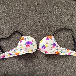 PINK Victoria's Secret White Floral Push-Up Bra with Black Straps